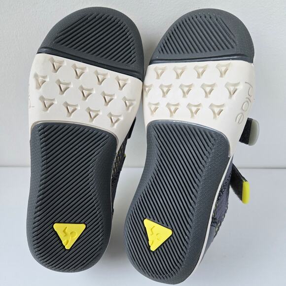 Plae NEW Kids TY Eco Poly Sneaker Shoes Gray Yellow Size US 1 EU 32 Unisex - Picture 14 of 14